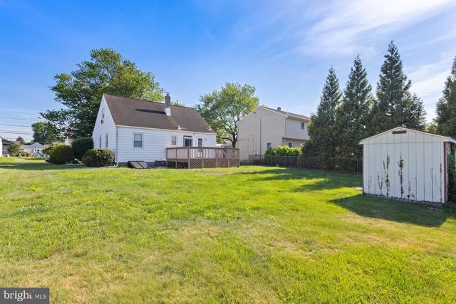 20 DOREEN RD, Hamilton, NJ 08690