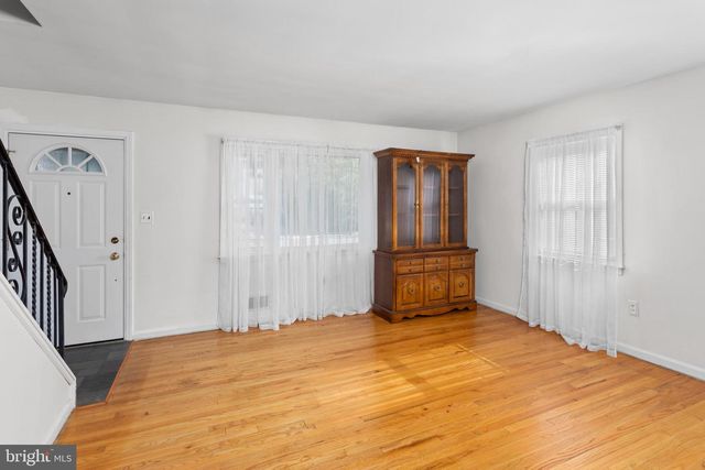 20 DOREEN RD, Hamilton, NJ 08690