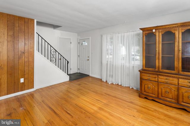 20 DOREEN RD, Hamilton, NJ 08690