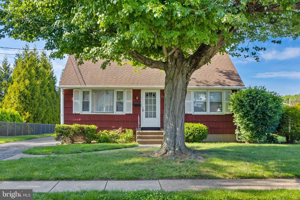 20 DOREEN RD, Hamilton, NJ 08690