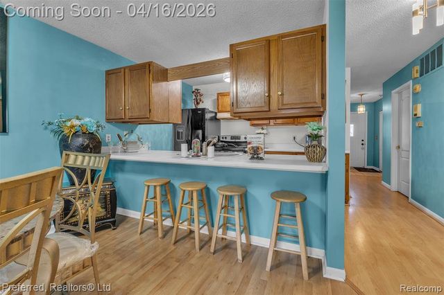 35839 Hunter Avenue, Westland, MI 48185