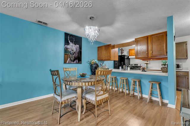 35839 Hunter Avenue, Westland, MI 48185