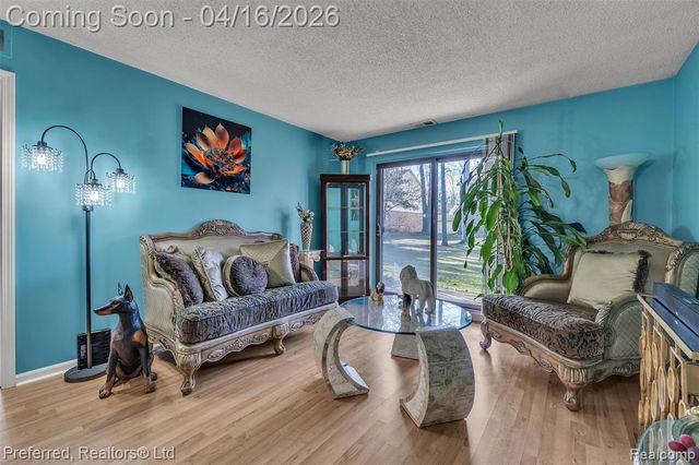 35839 Hunter Avenue, Westland, MI 48185