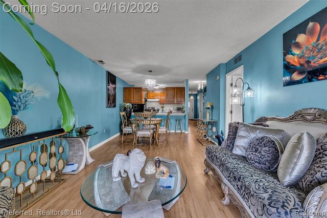 35839 Hunter Avenue, Westland, MI 48185