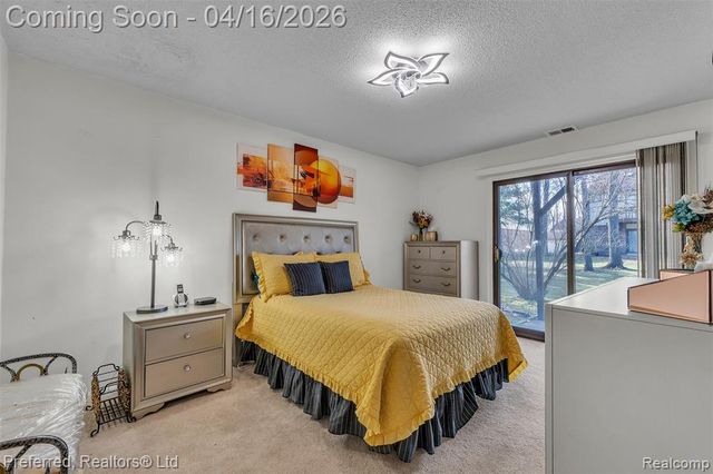 35839 Hunter Avenue, Westland, MI 48185