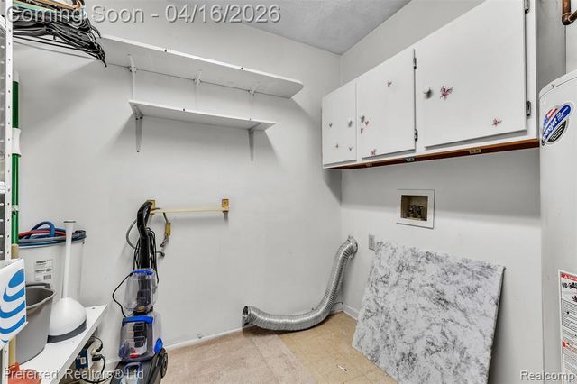 35839 Hunter Avenue, Westland, MI 48185