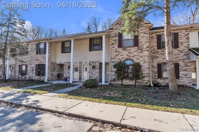 35839 Hunter Avenue, Westland, MI 48185