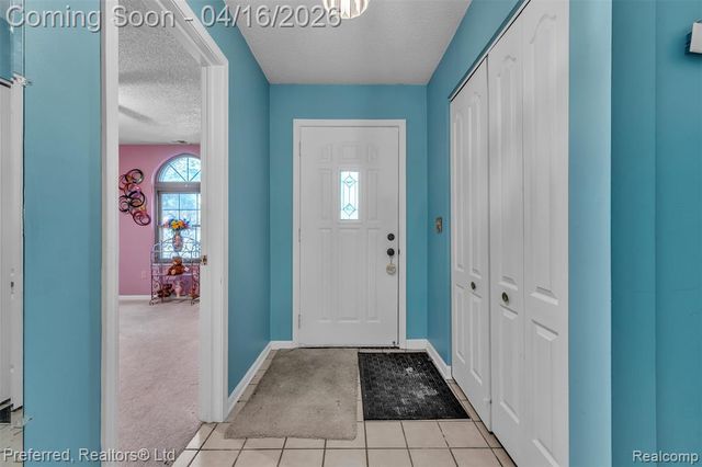 35839 Hunter Avenue, Westland, MI 48185