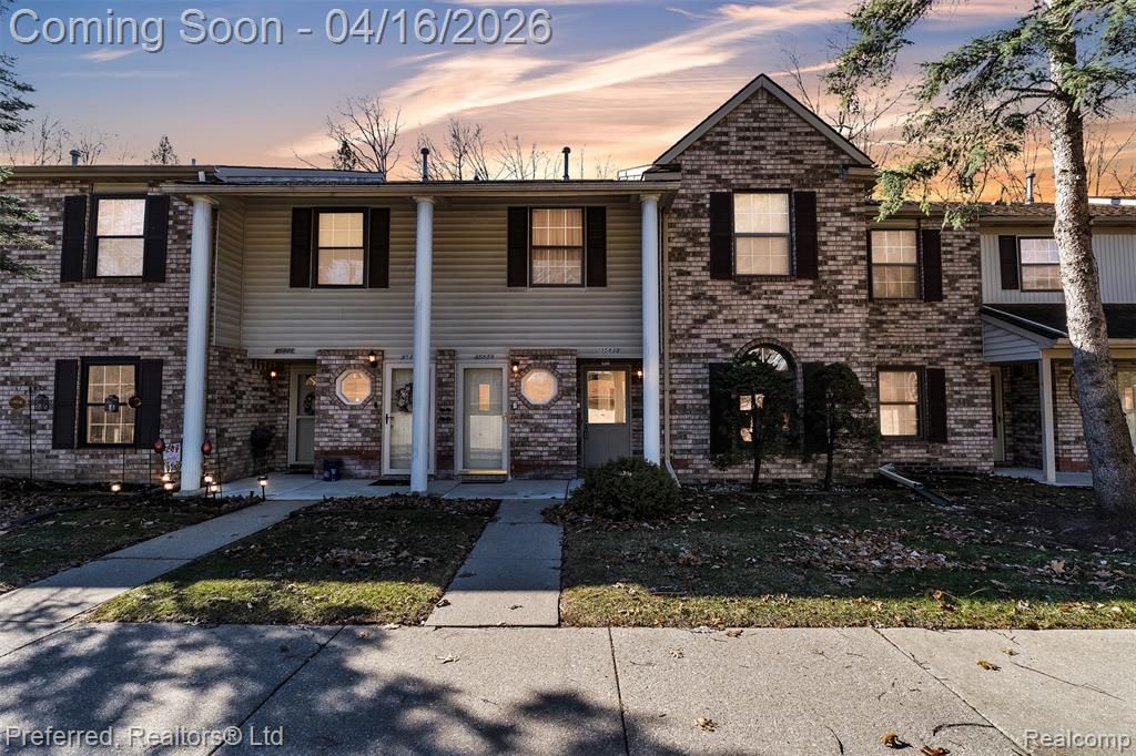 35839 Hunter Avenue, Westland, MI 48185