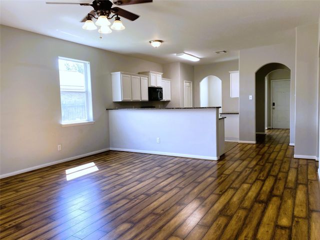 7111 Glenridge, Rosenberg, TX 77469