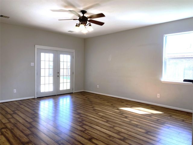 7111 Glenridge, Rosenberg, TX 77469