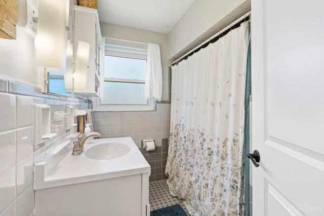 1181 Alnetta Drive, Anderson Twp, OH 45230