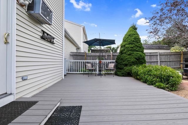 22 Maple Ridge Road # 22, Seabrook, NH 03874