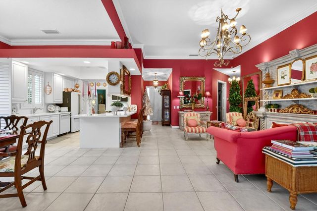 4979 Garden Drive, Delray Beach, FL 33445