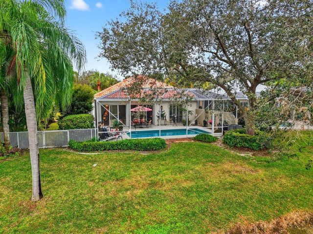 4979 Garden Drive, Delray Beach, FL 33445
