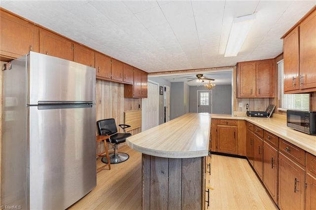 322 Aycock Street, Thomasville, NC 27360