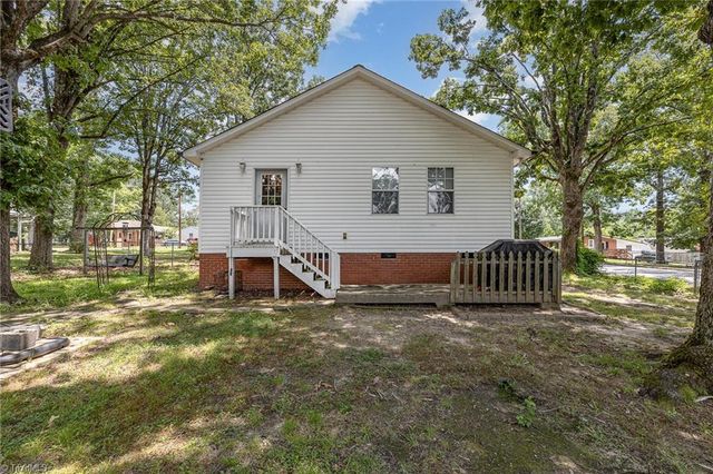 322 Aycock Street, Thomasville, NC 27360