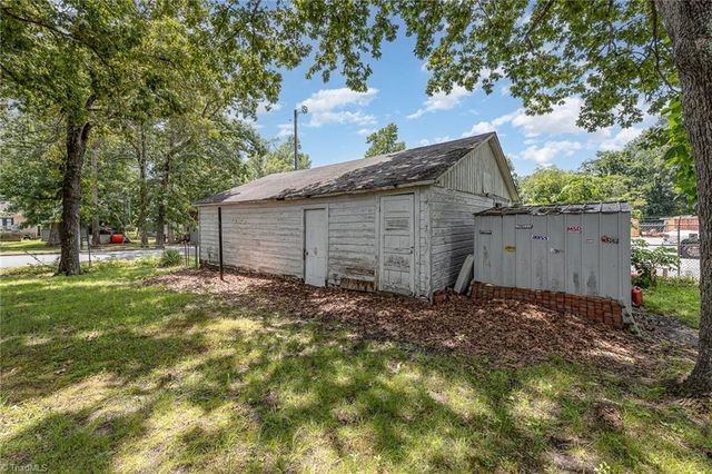 322 Aycock Street, Thomasville, NC 27360
