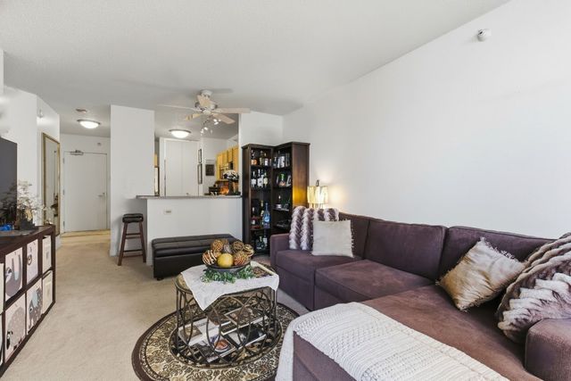 222 N Columbus Drive 608, Chicago, IL 60601