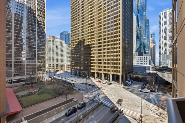 222 N Columbus Drive 608, Chicago, IL 60601