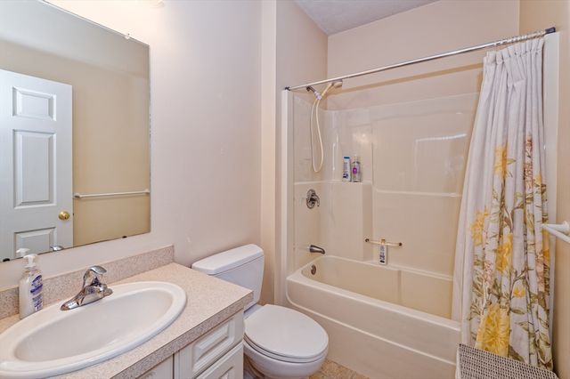 79 Orchard Meadows Drive 79, Shrewsbury, MA 01545