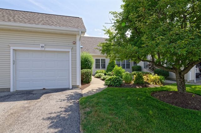 79 Orchard Meadows Drive 79, Shrewsbury, MA 01545