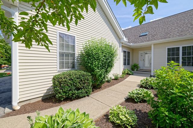79 Orchard Meadows Drive 79, Shrewsbury, MA 01545