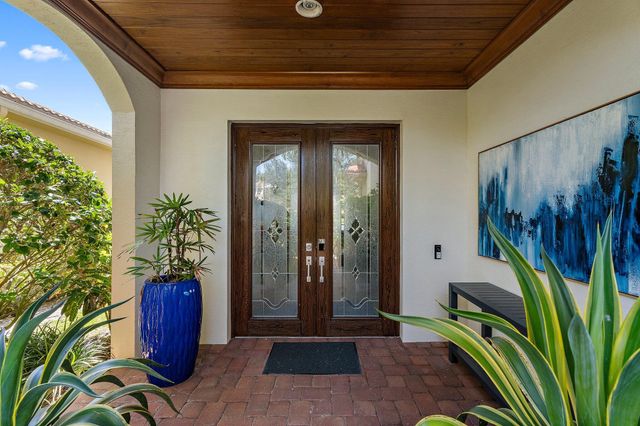 12140 AVILES Circle, Palm Beach Gardens, FL 33418