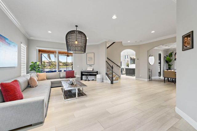 12140 AVILES Circle, Palm Beach Gardens, FL 33418