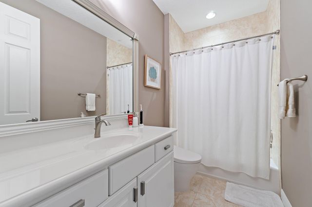 12140 AVILES Circle, Palm Beach Gardens, FL 33418