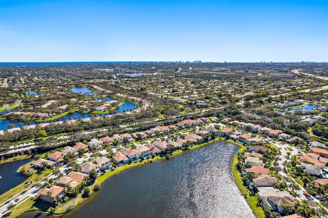 12140 AVILES Circle, Palm Beach Gardens, FL 33418