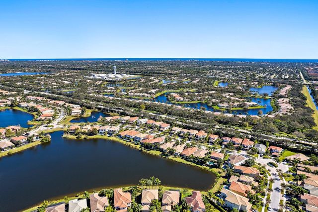 12140 AVILES Circle, Palm Beach Gardens, FL 33418