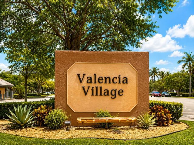 14 Matador Lane 327, Davie, FL 33324