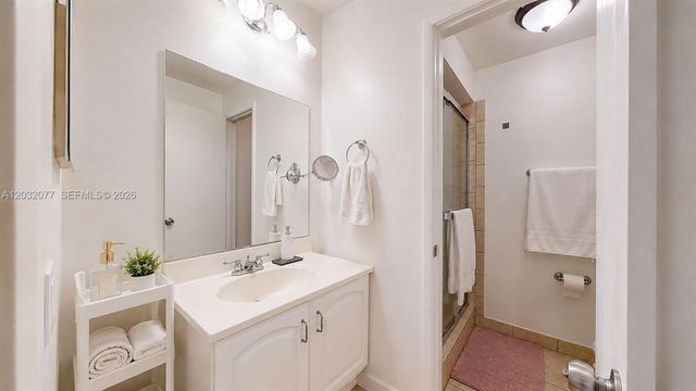 14 Matador Lane 327, Davie, FL 33324