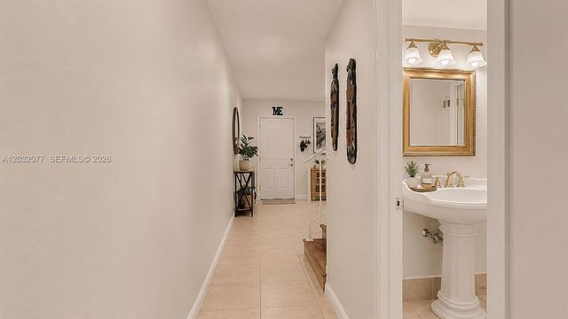 14 Matador Lane 327, Davie, FL 33324