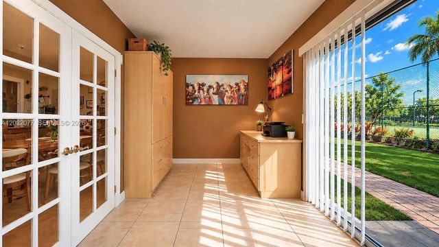 14 Matador Lane 327, Davie, FL 33324