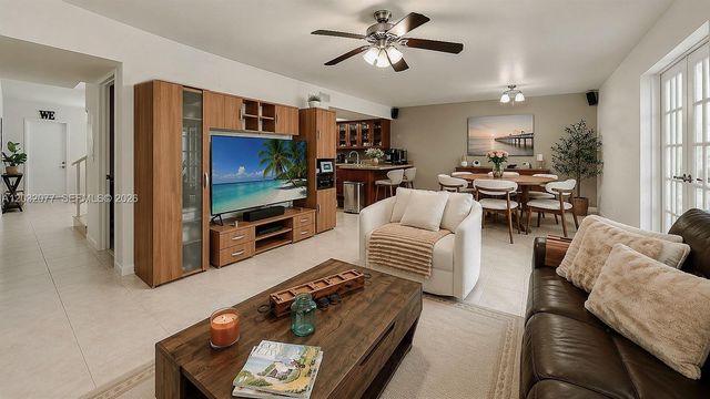14 Matador Lane 327, Davie, FL 33324
