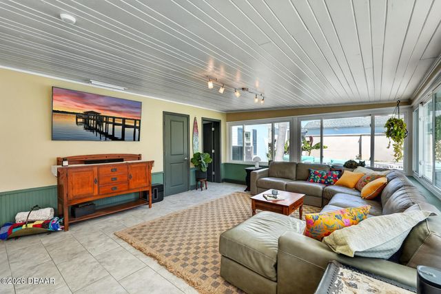 348 Brookline Avenue, Daytona Beach, FL 32118