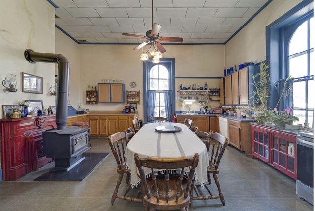 307 Vine St, S, Wartrace, TN 37183