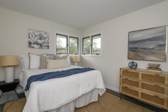 3233 E Henry AVENUE, Cudahy, WI 53110