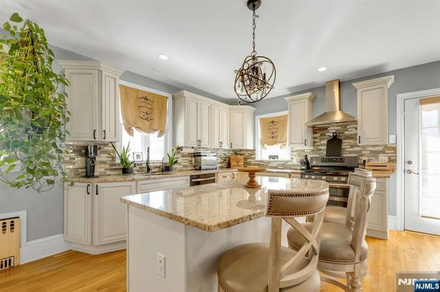 262 Claremont Avenue, Montclair, NJ 07042