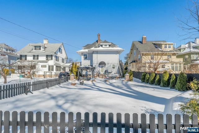 262 Claremont Avenue, Montclair, NJ 07042