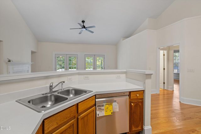 1004 Creek Haven Drive, Holly Springs, NC 27540