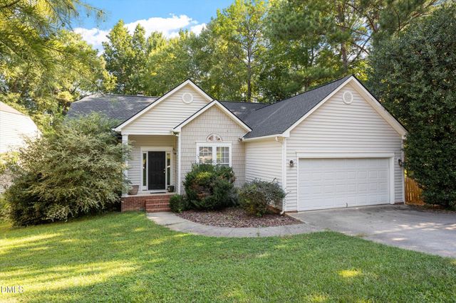 1004 Creek Haven Drive, Holly Springs, NC 27540
