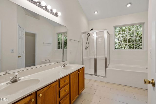 1004 Creek Haven Drive, Holly Springs, NC 27540