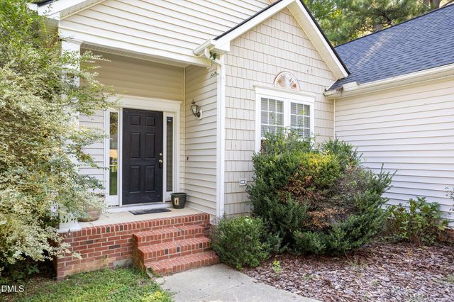 1004 Creek Haven Drive, Holly Springs, NC 27540