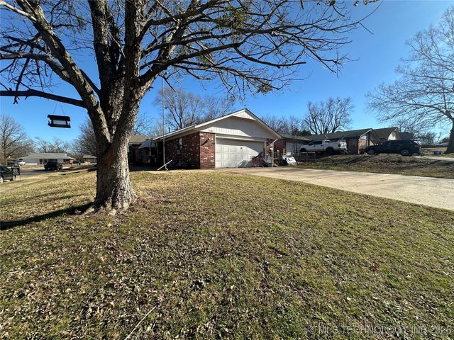 710 W Mary Lynn Drive, Sapulpa, OK 74066