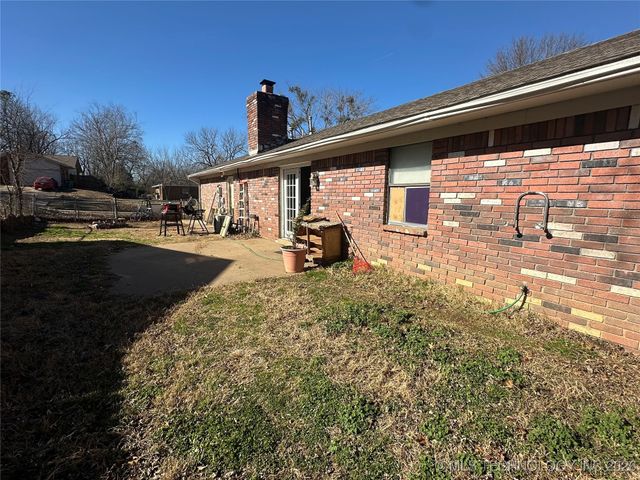 710 W Mary Lynn Drive, Sapulpa, OK 74066