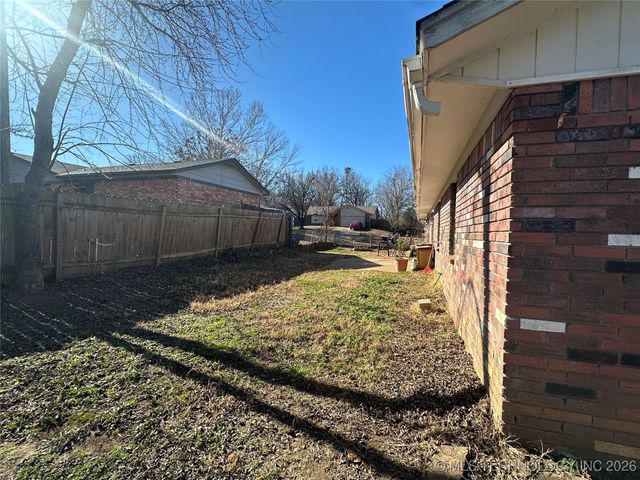 710 W Mary Lynn Drive, Sapulpa, OK 74066