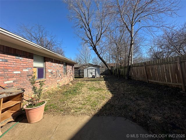 710 W Mary Lynn Drive, Sapulpa, OK 74066